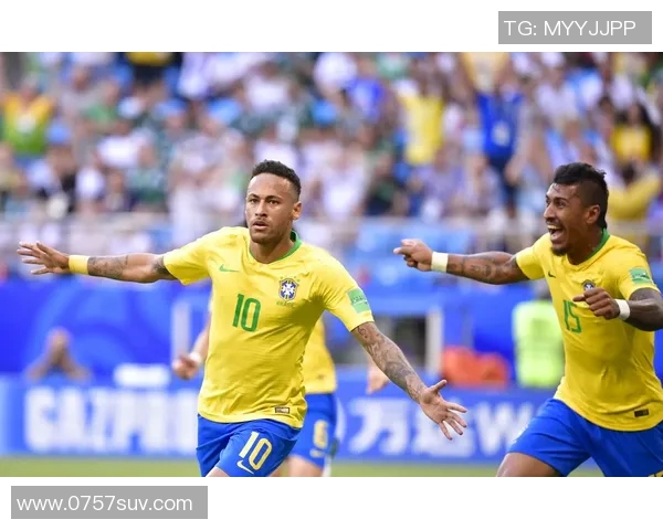 足球明星精彩进球瞬间展现力量与技巧的完美结合 足球明星精彩进球瞬间展现力量与技巧的完美结合