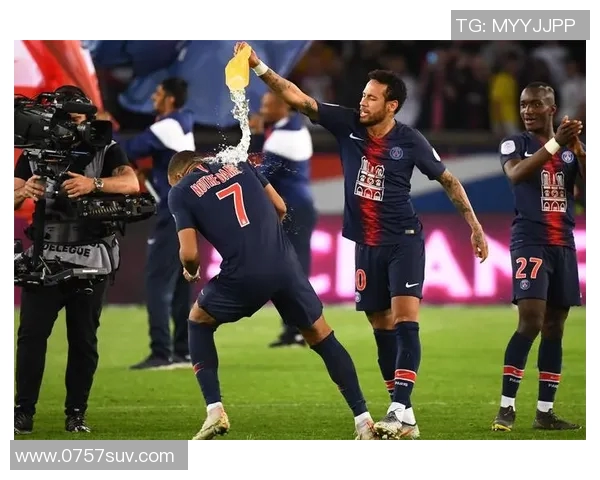 洛里昂与索肖对决分析揭示双方战术特点与近期状态对比